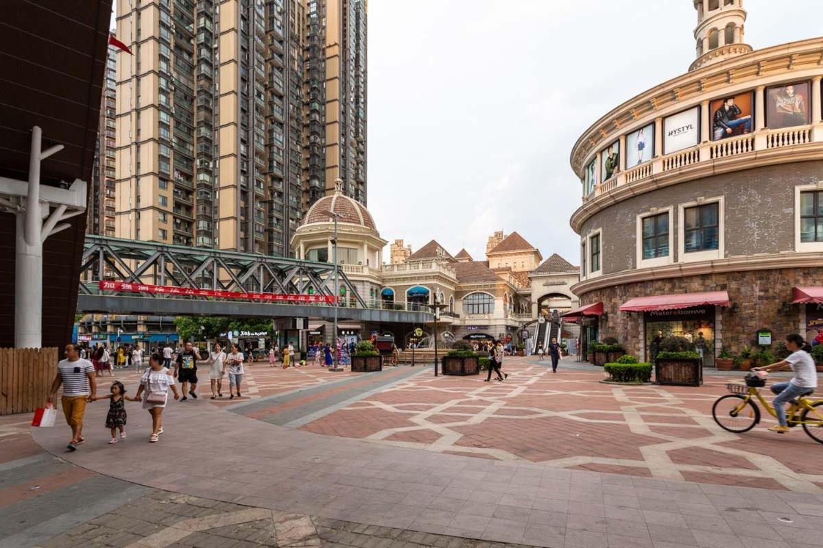 Wuhan Hongshan-Guanggu Square- Locals Apartment 00157650 Εξωτερικό φωτογραφία